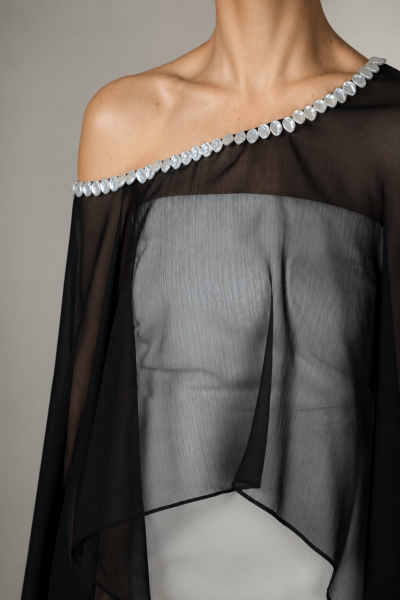 Alternative view of The Lumière Cape